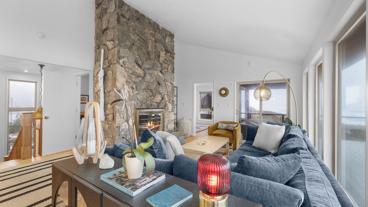 Photo of Livingroom in Pacific City