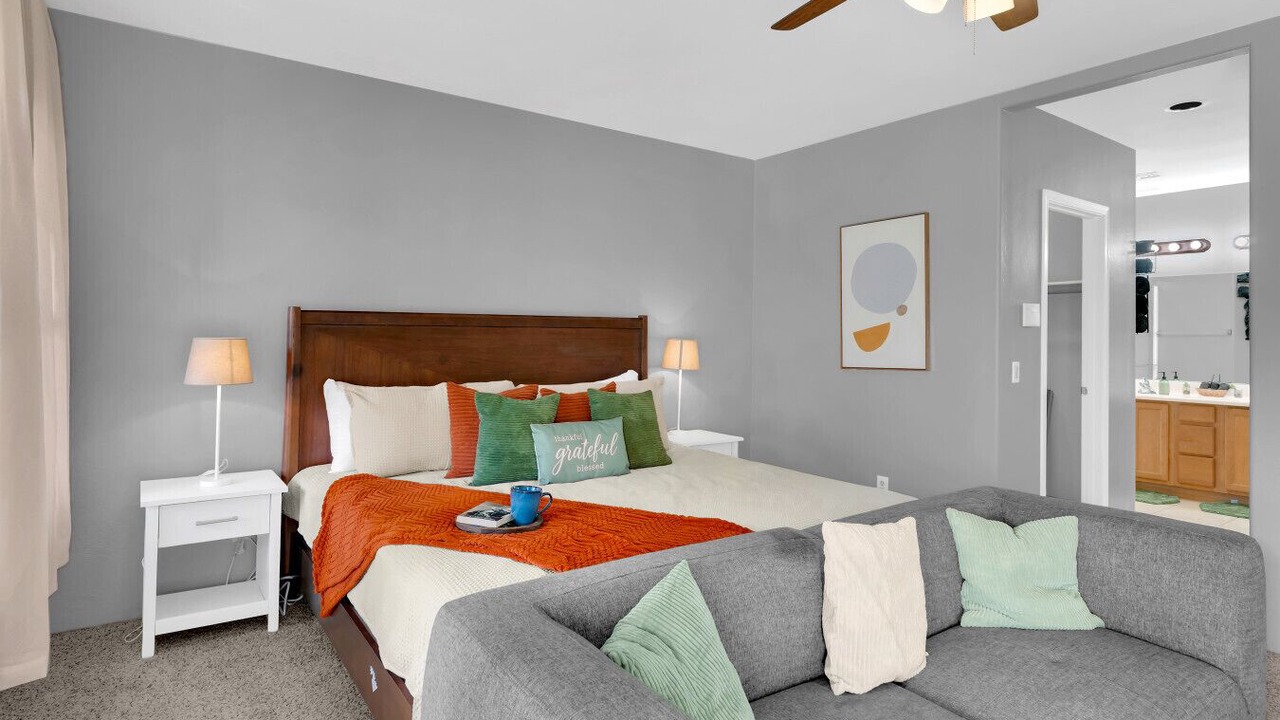 Photo of Bedroom in West University