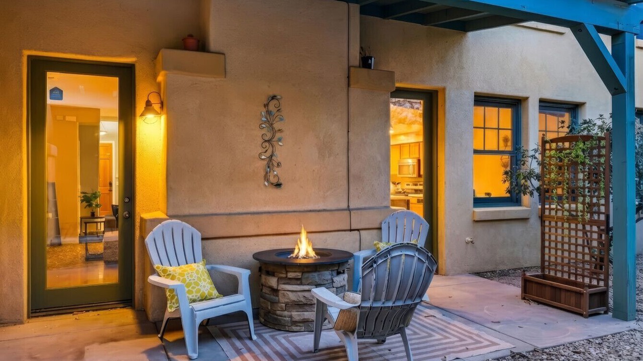 Photo of Patio Balcony in West University