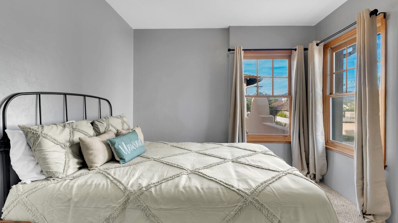 Photo of Bedroom in West University
