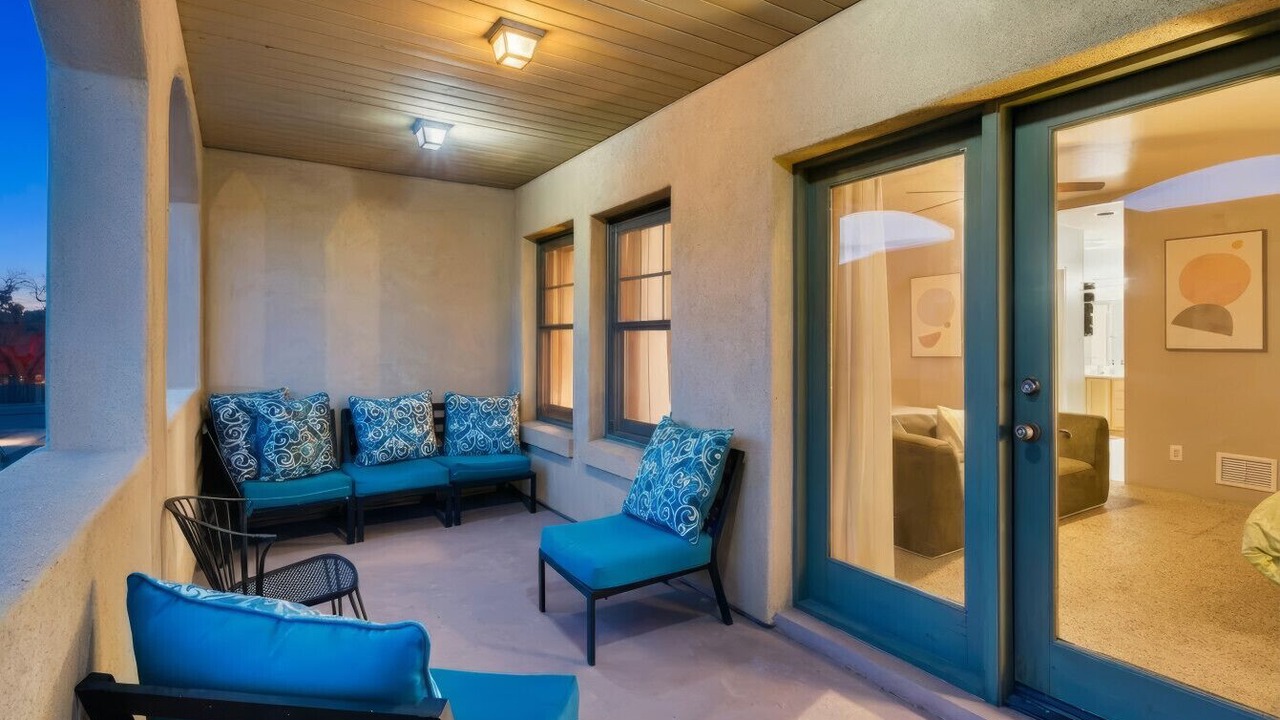Photo of Patio Balcony in West University
