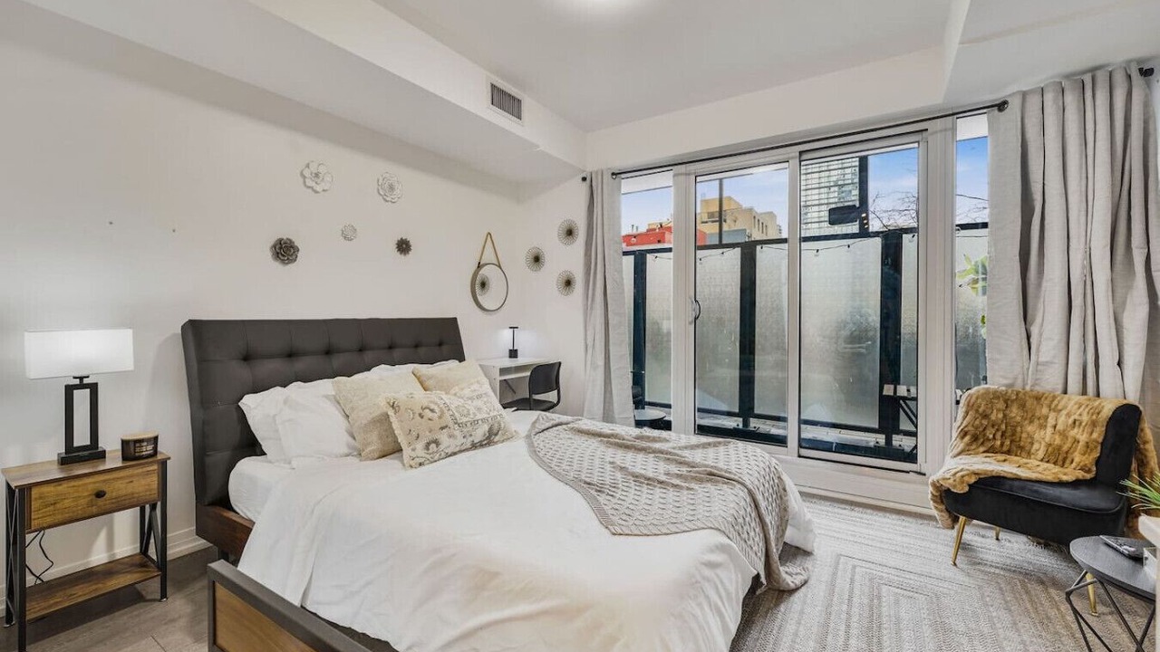 Photo of Bedroom in Garden District