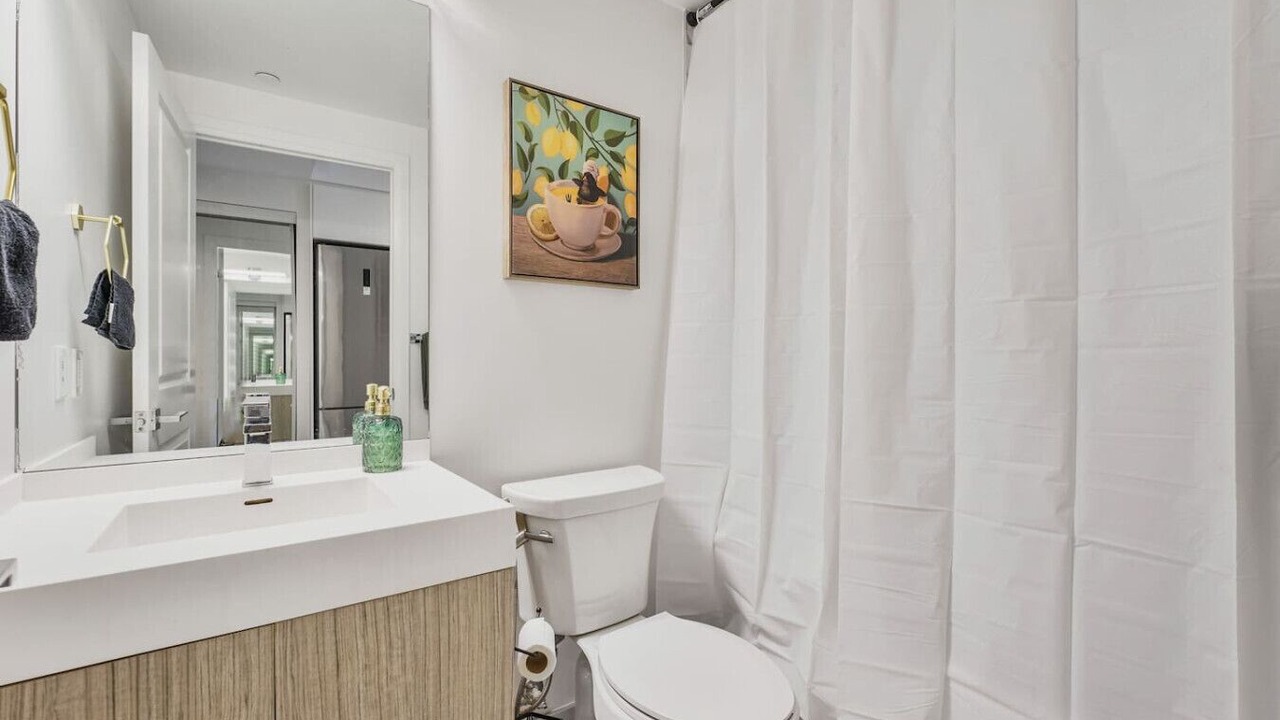 Photo of Bathroom in Garden District
