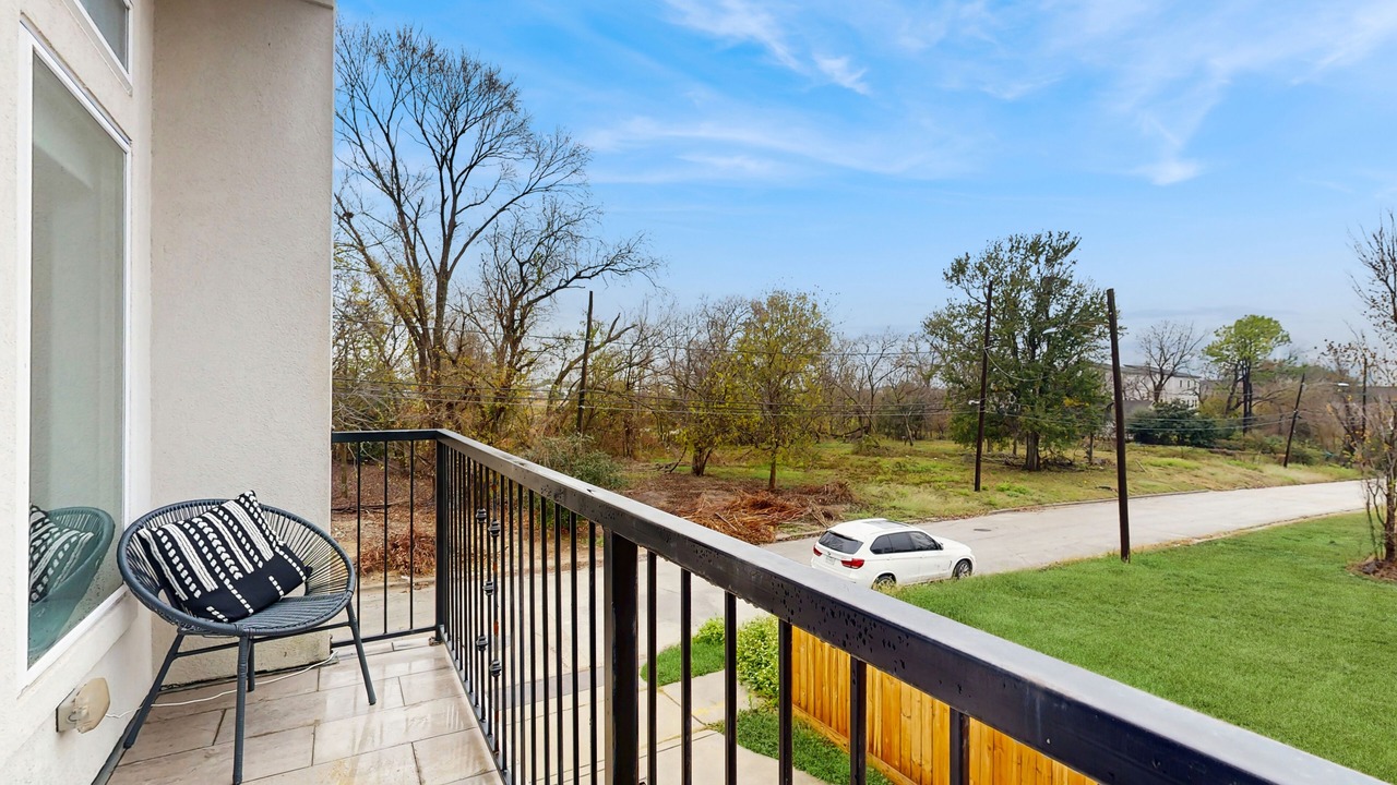 Photo of Outdoor in Northside