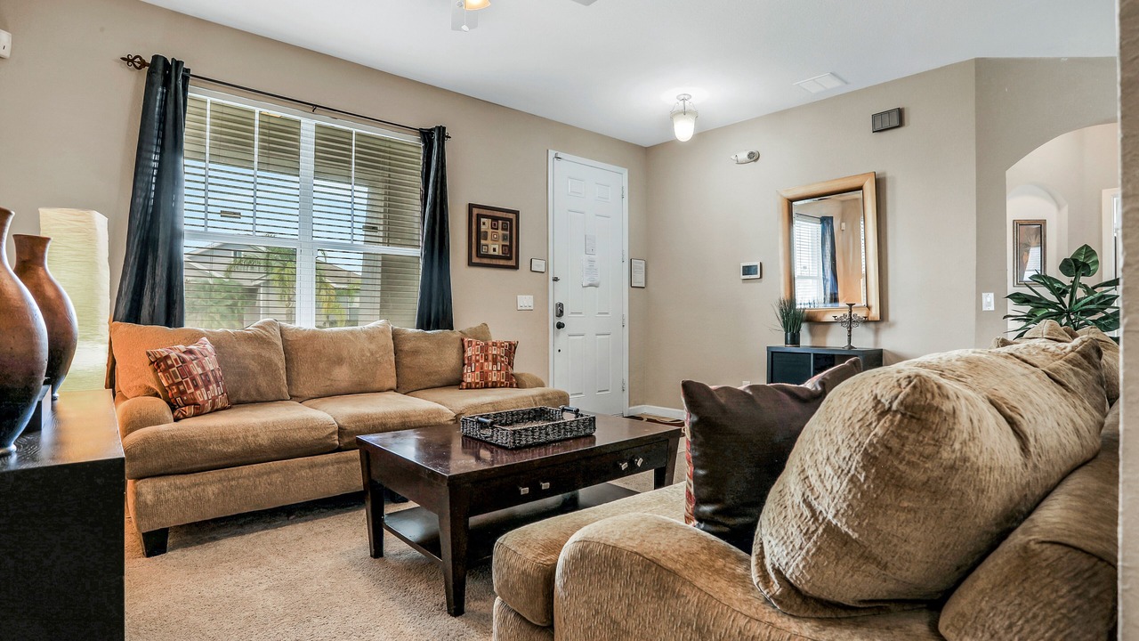Photo of Livingroom in Trafalgar Village