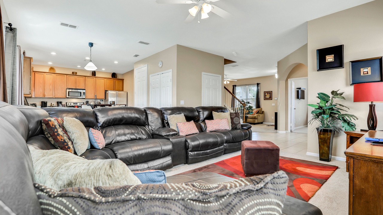 Photo of Livingroom in Trafalgar Village