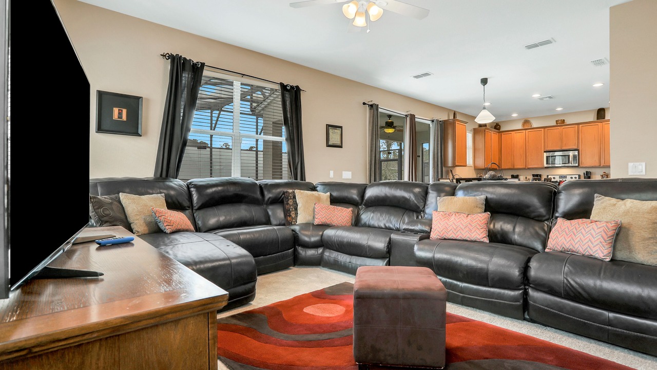 Photo of Livingroom in Trafalgar Village