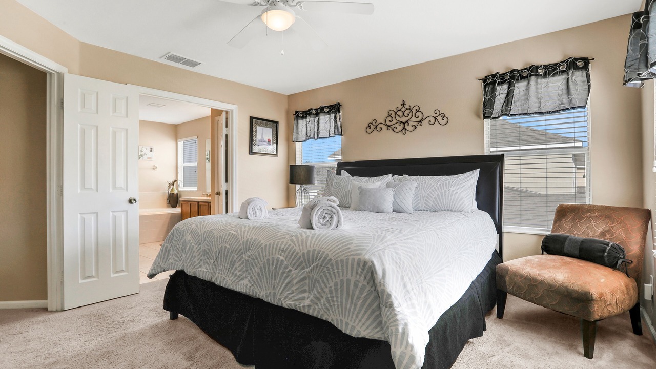 Photo of Bedroom in Trafalgar Village
