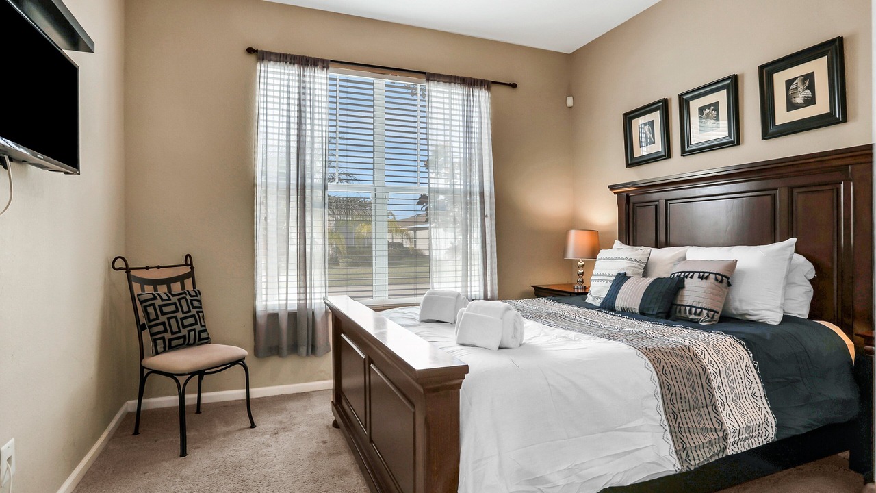 Photo of Bedroom in Trafalgar Village
