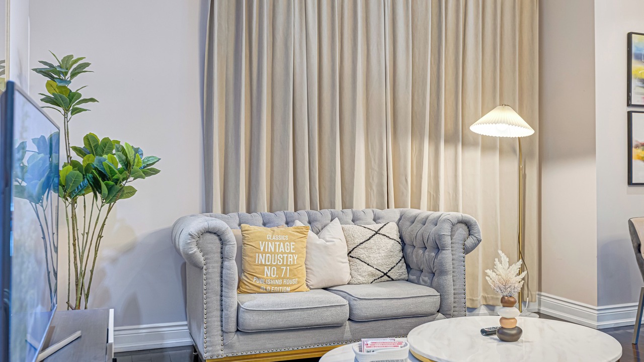 Photo of Livingroom in Whitchurch-Stouffville