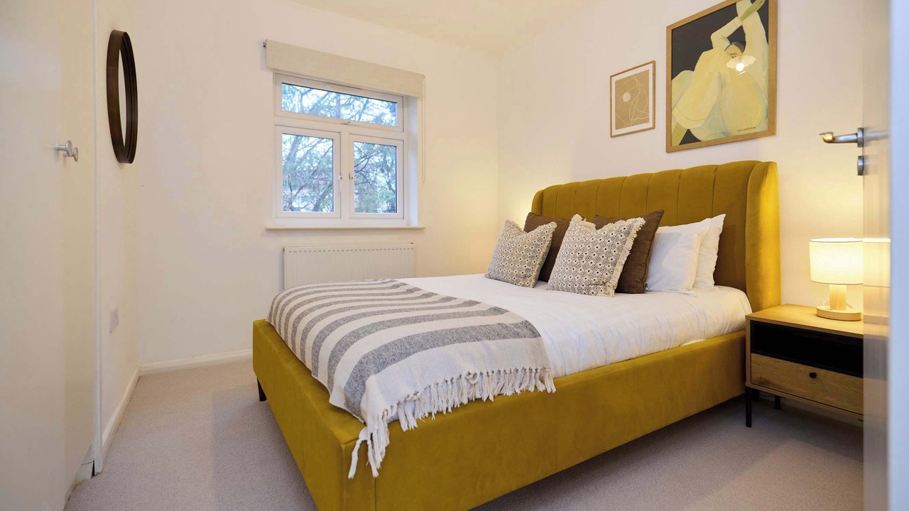 Photo of Bedroom in Coombe Hill