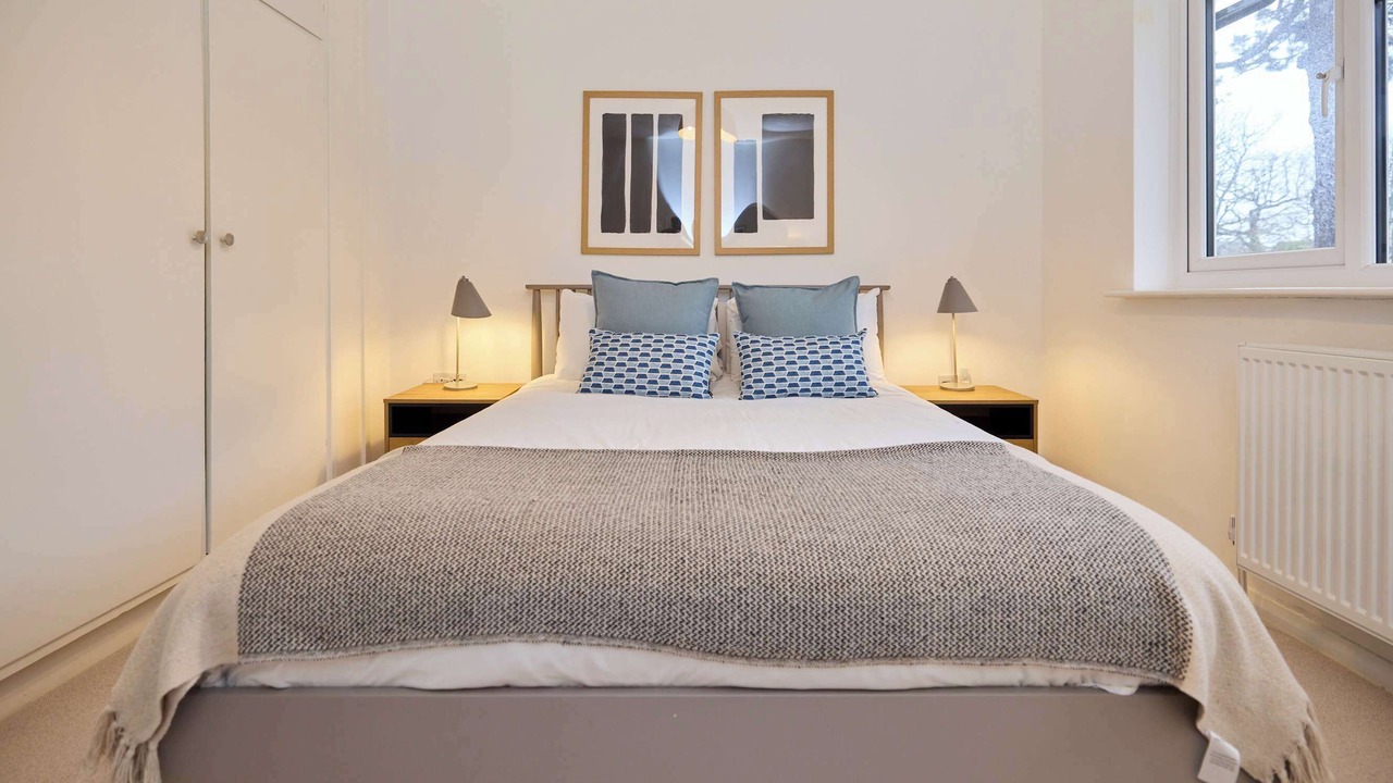 Photo of Bedroom in Coombe Hill