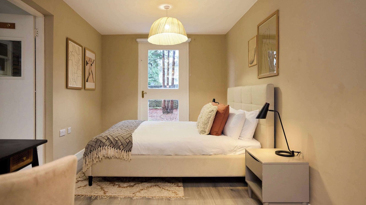 Photo of Bedroom in Coombe Hill