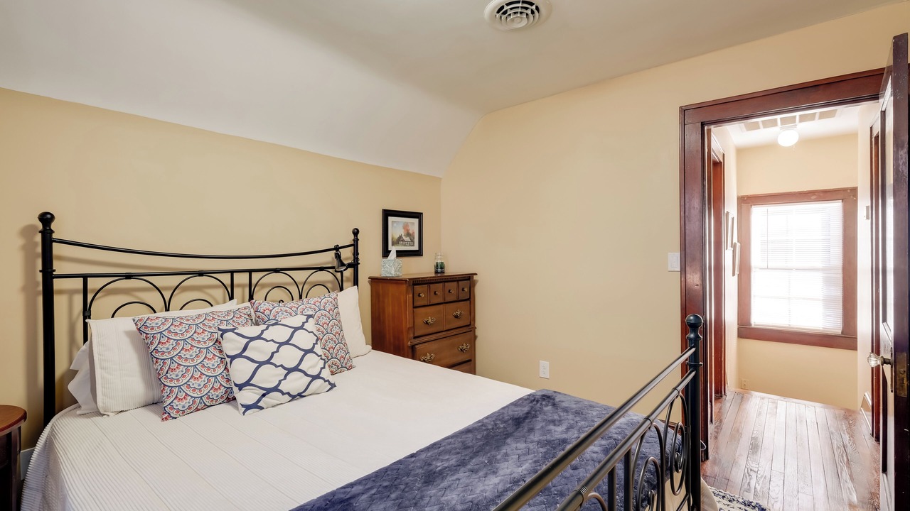 Photo of Bedroom in Radford