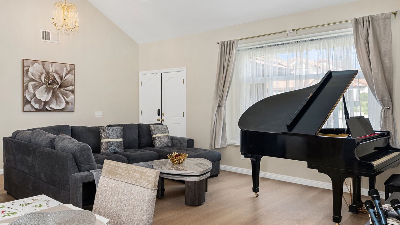 Photo of Livingroom in Rowland Heights