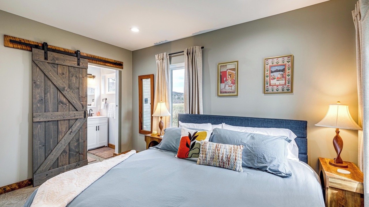 Photo of Bedroom in Blacksburg