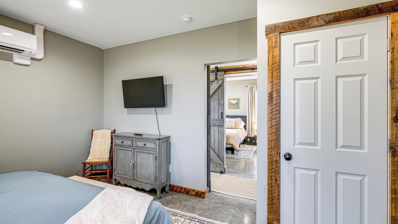 Photo of Bedroom in Blacksburg