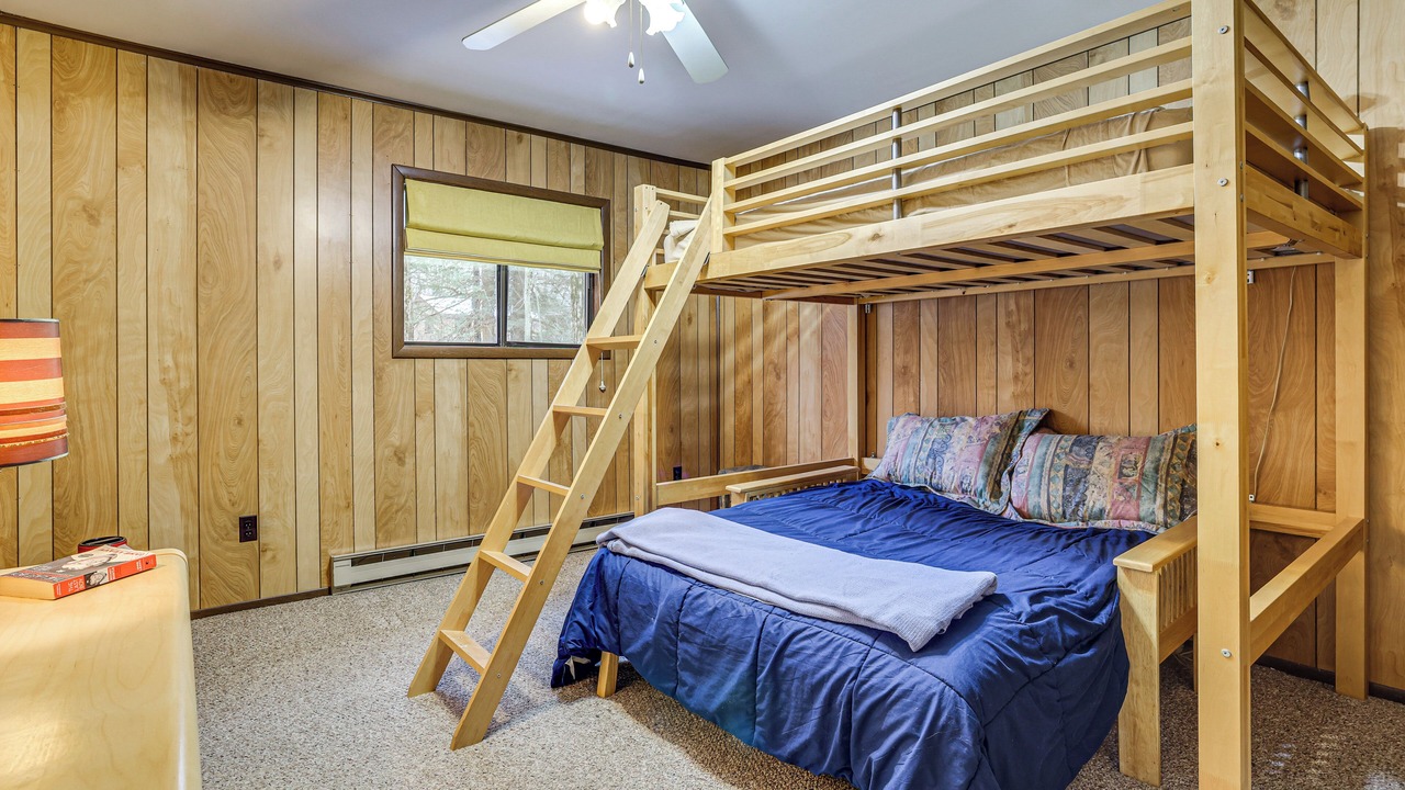 Photo of Bedroom in Lake Ariel