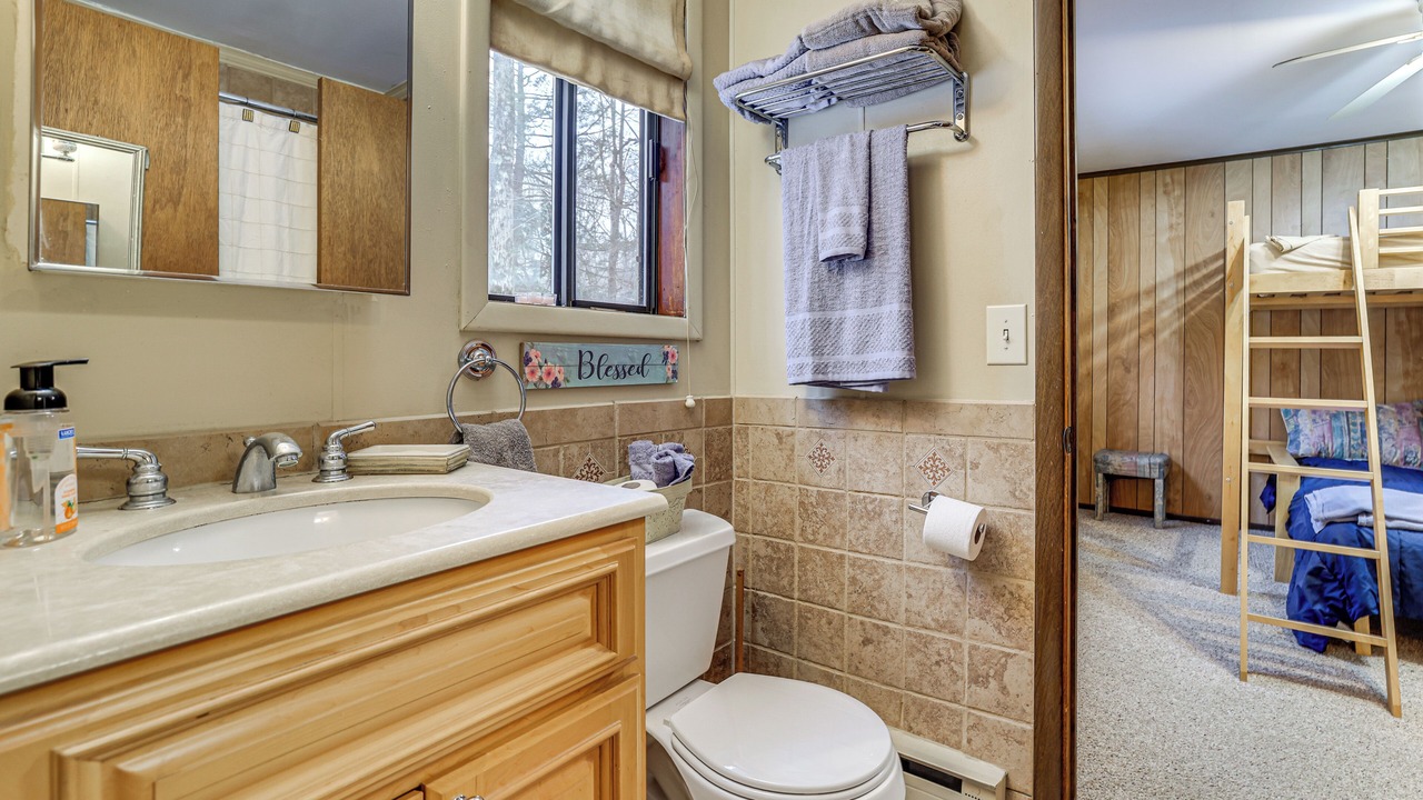 Photo of Bathroom in Lake Ariel
