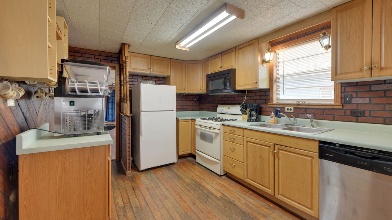 Photo of Others in Fort Gaines