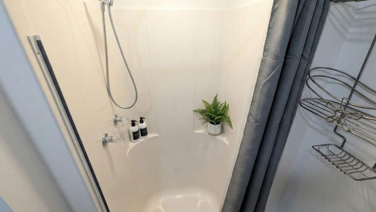 Photo of Bathroom in Laval