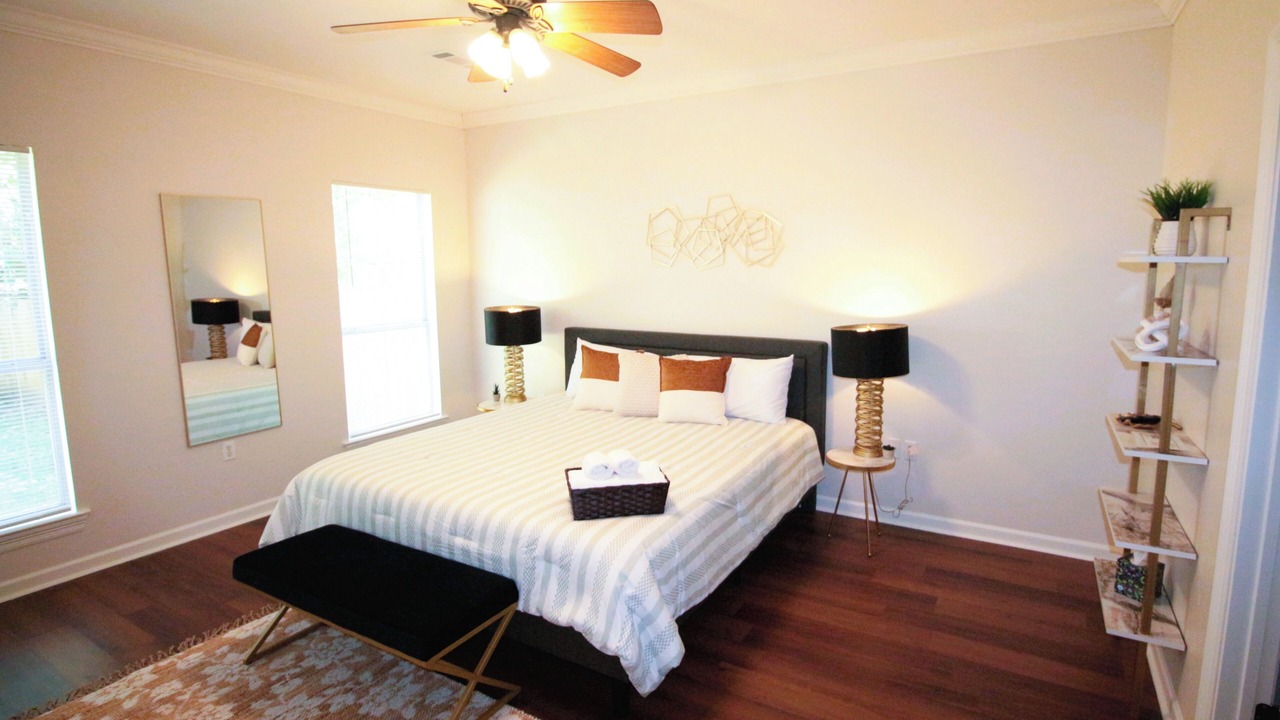 Photo of Bedroom in Highlands - Perkins
