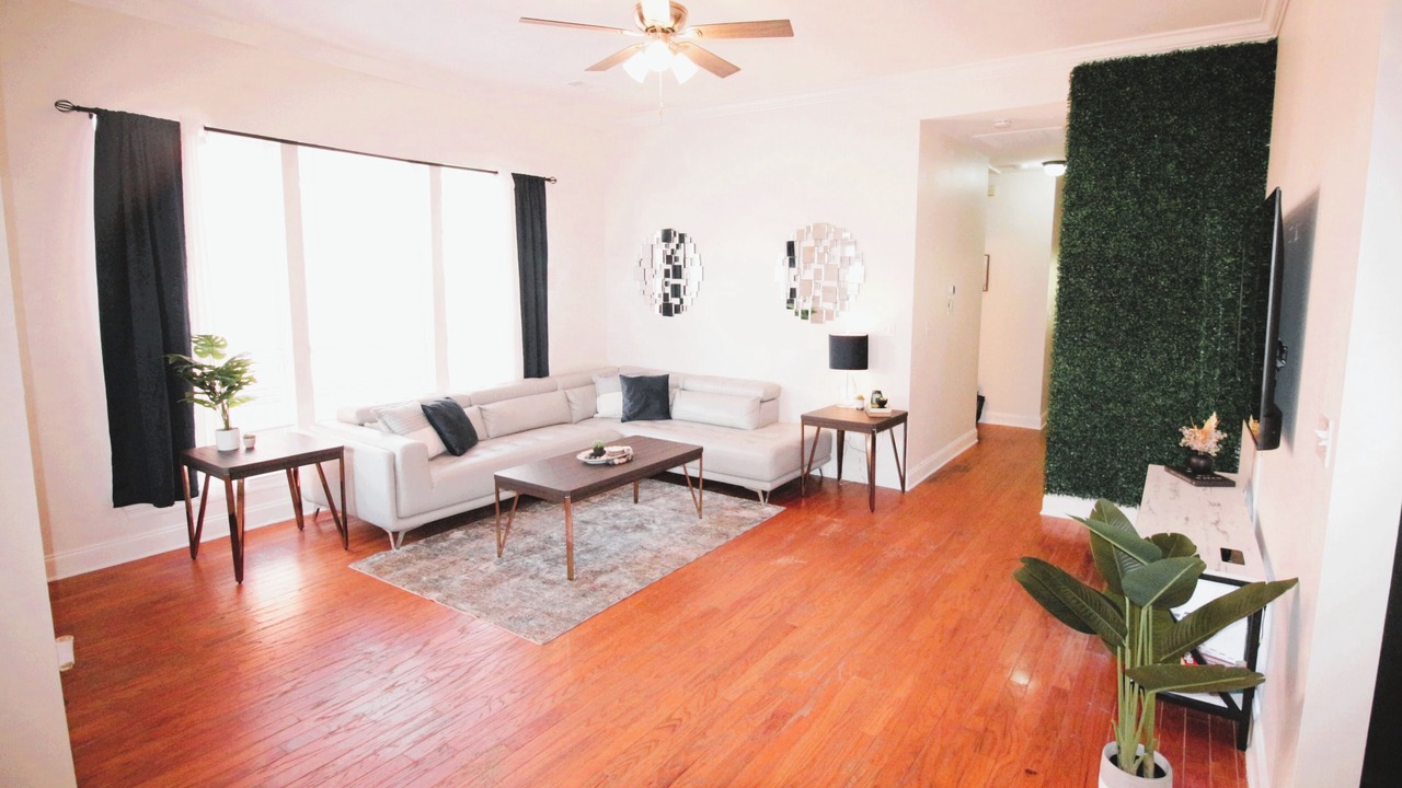 Photo of Livingroom in Highlands - Perkins