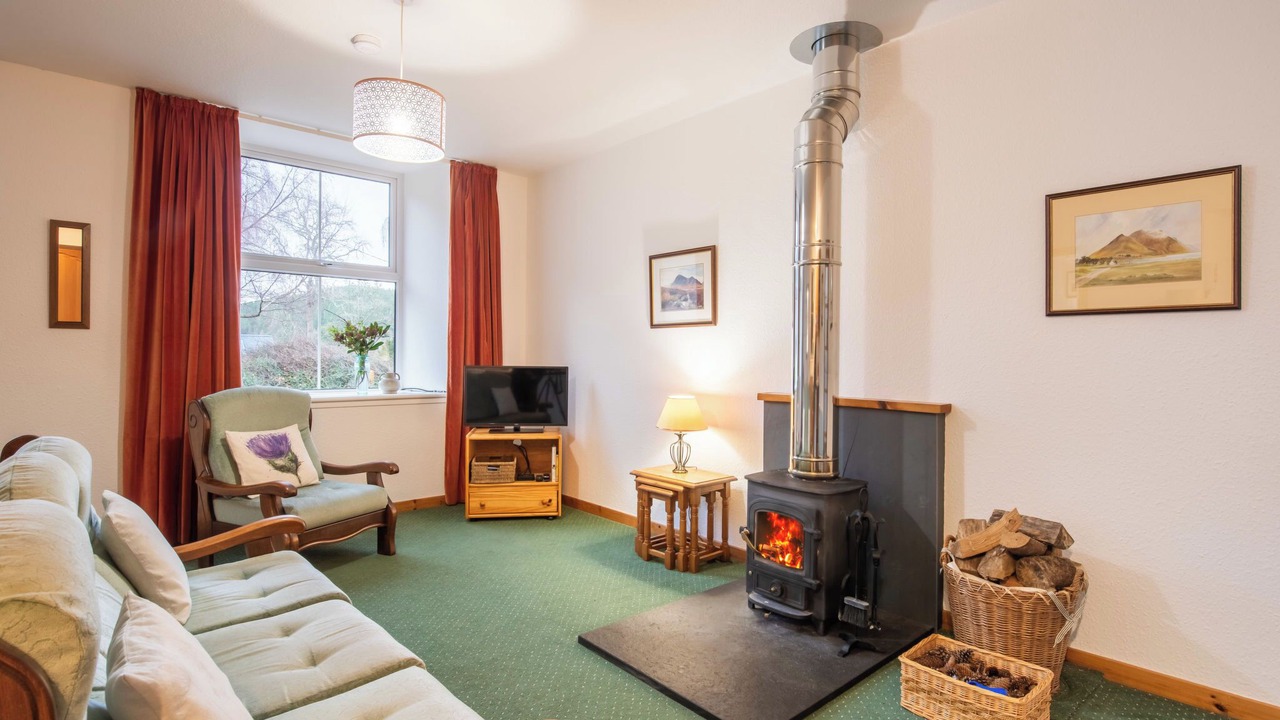 Photo of Livingroom in Glen Urquhart