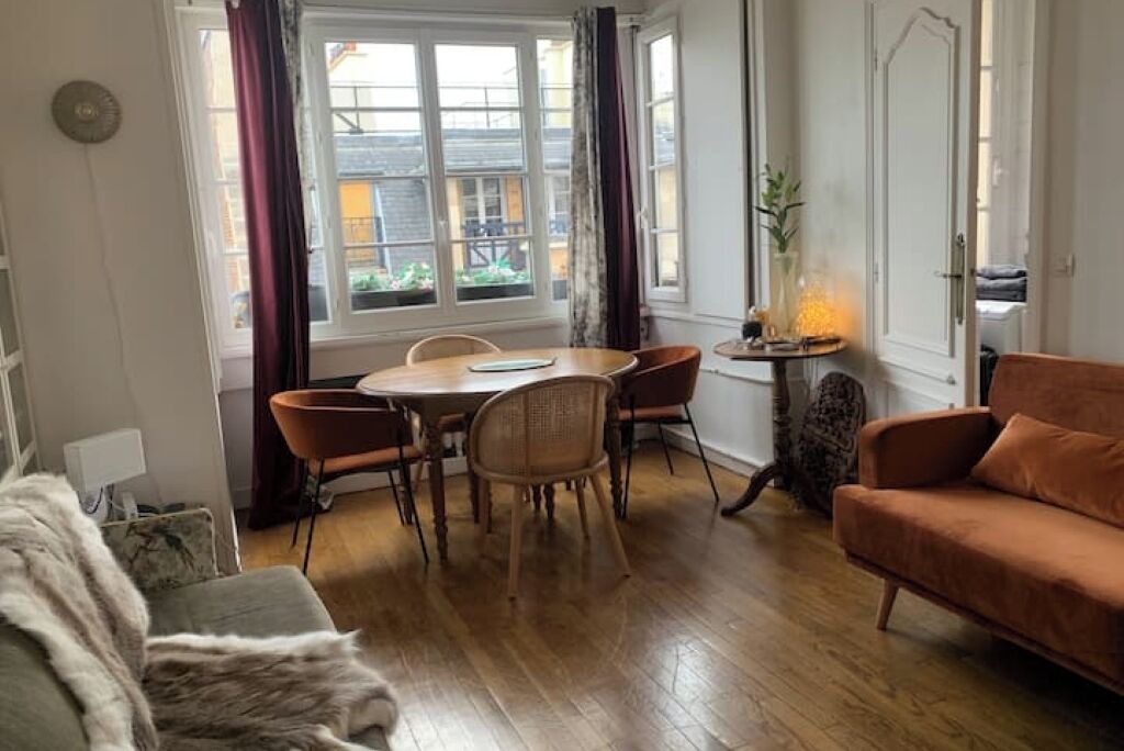 Photo of Livingroom in Batignolles
