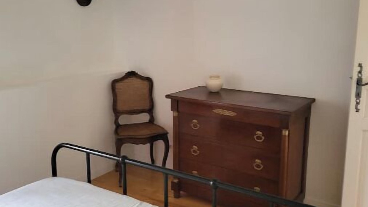 Photo of Bedroom in Villeneuve d'Aveyron