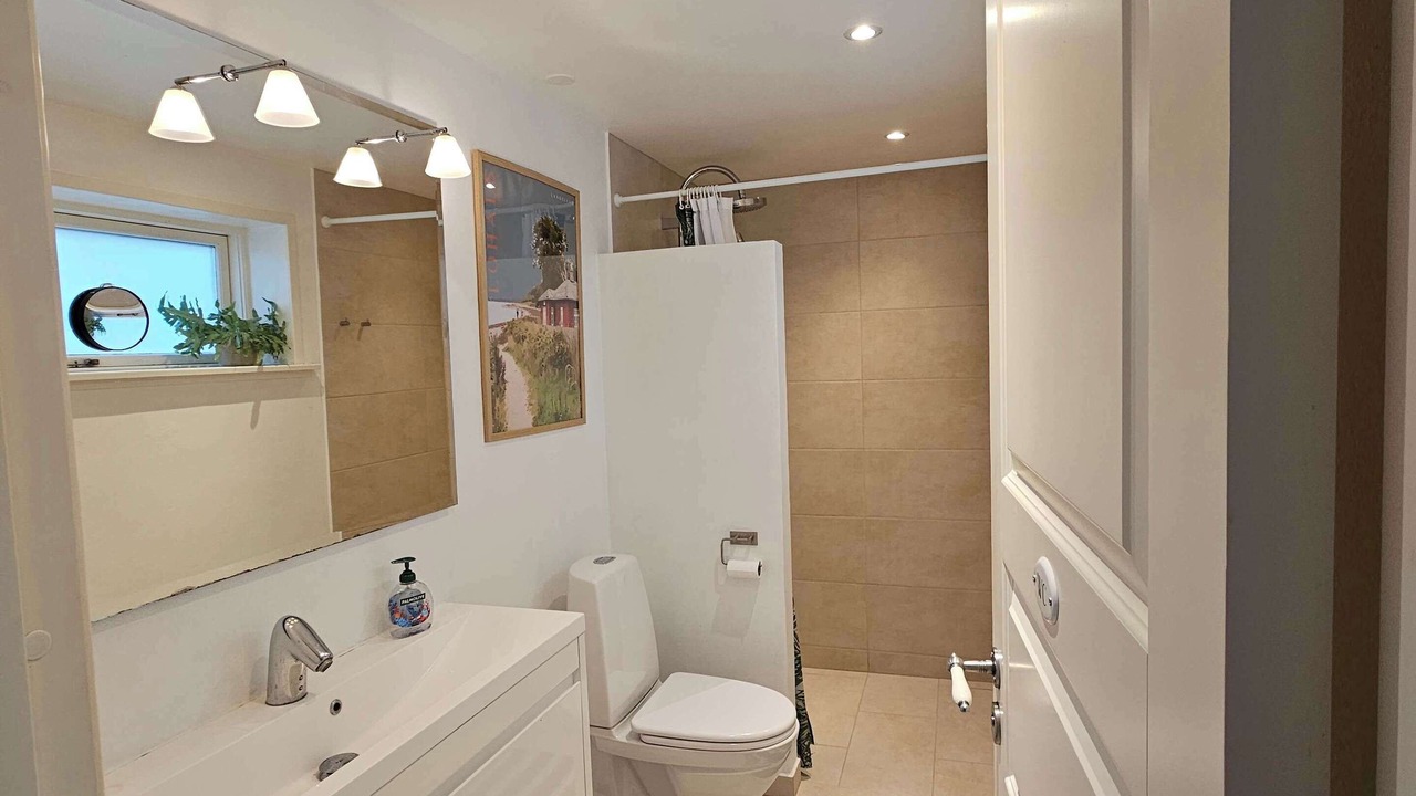 Photo of Bathroom in Lohals