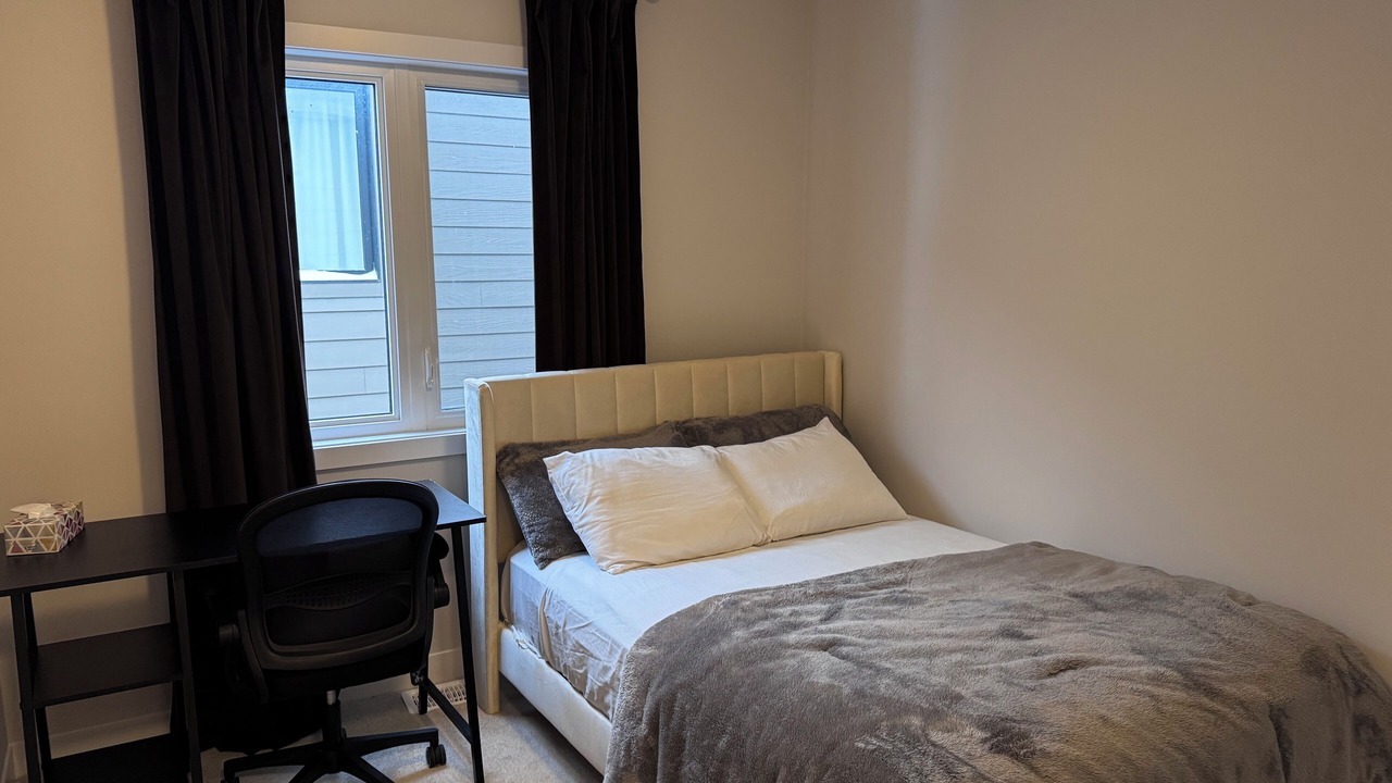 Photo of Bedroom in Ottawa Division