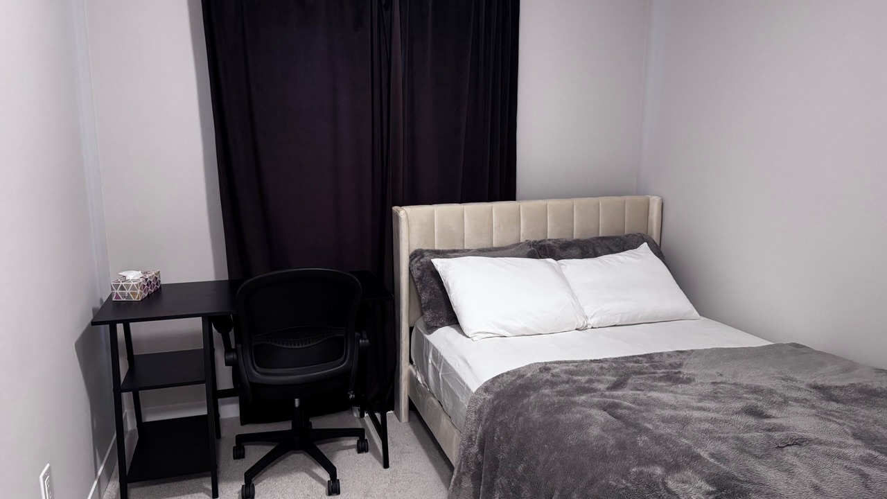 Photo of Bedroom in Ottawa Division