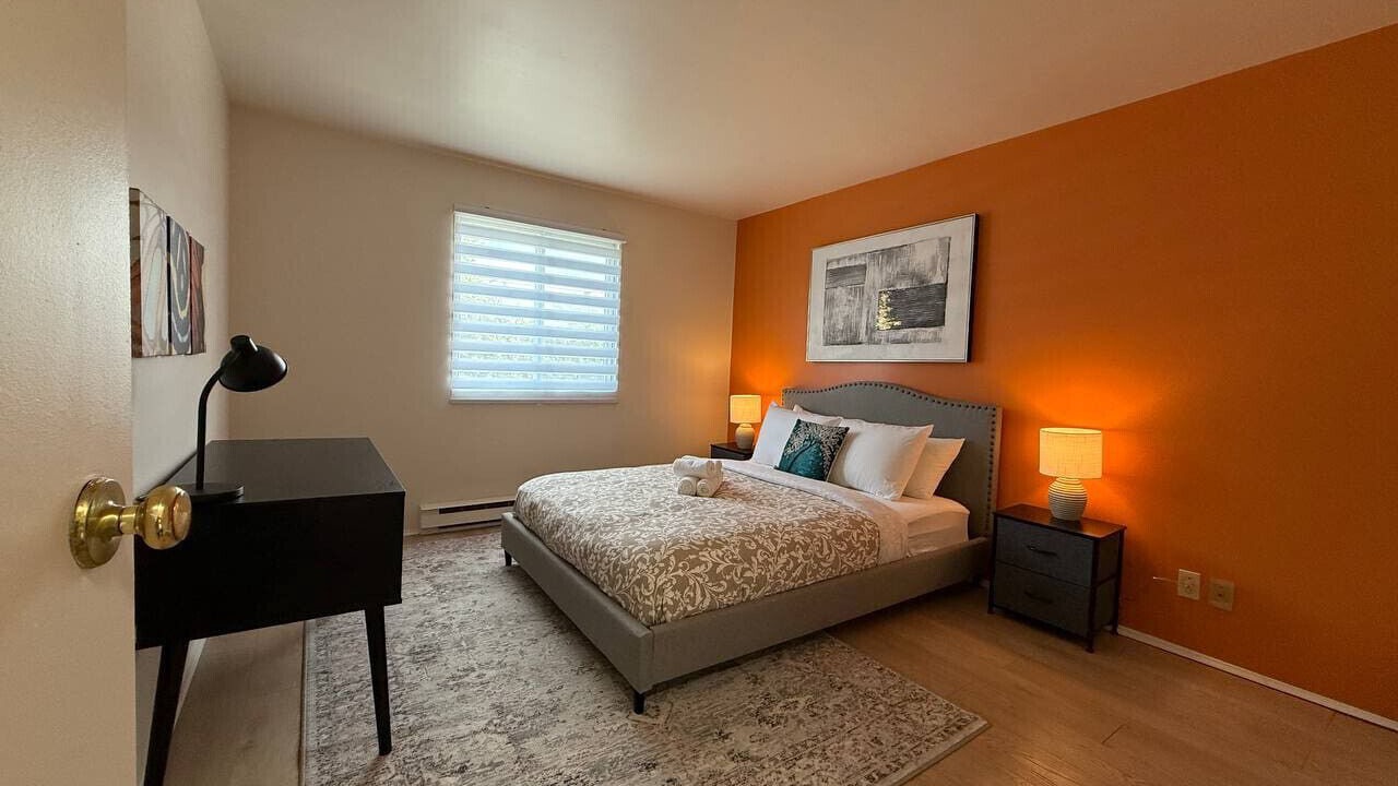 Photo of Bedroom in Pierrefonds-Roxboro
