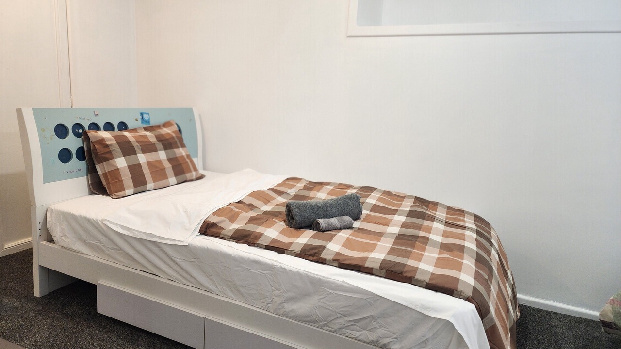 Photo of Bedroom in Birkenhead