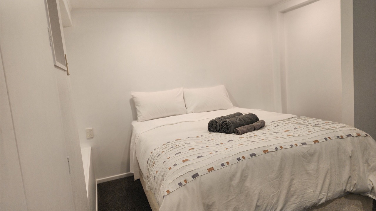 Photo of Bedroom in Birkenhead