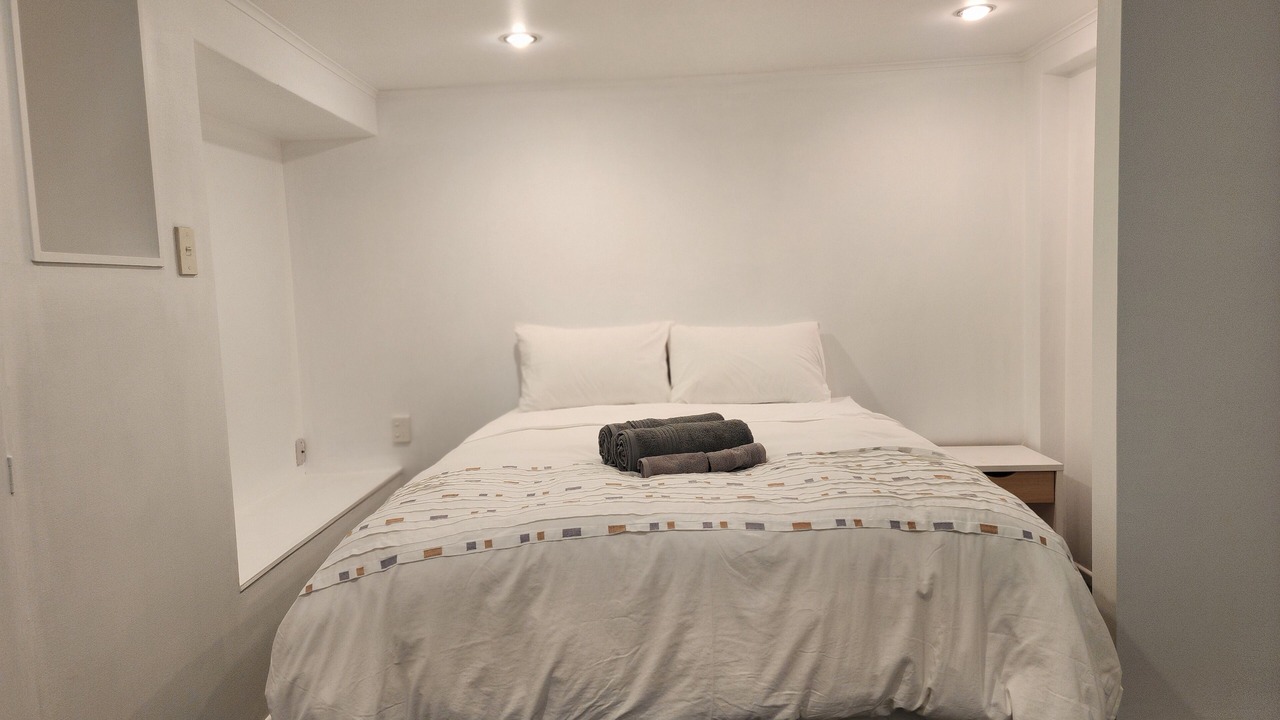 Photo of Bedroom in Birkenhead