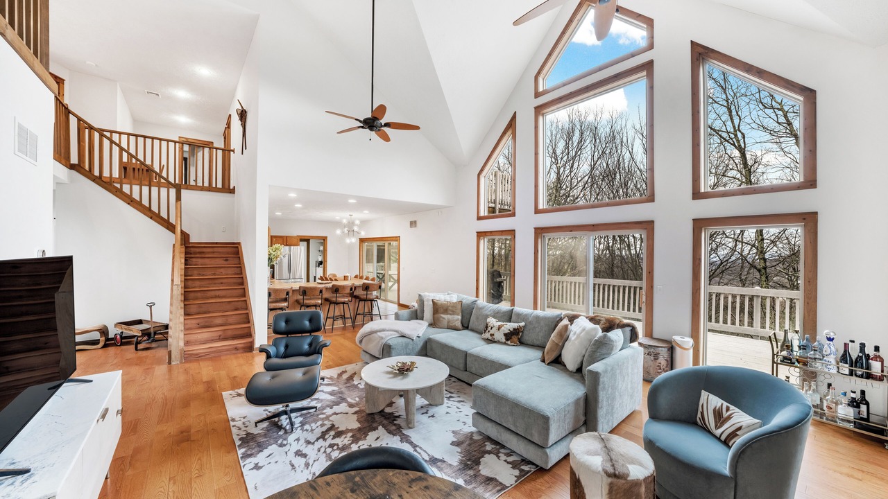 Photo of Livingroom in Tannersville