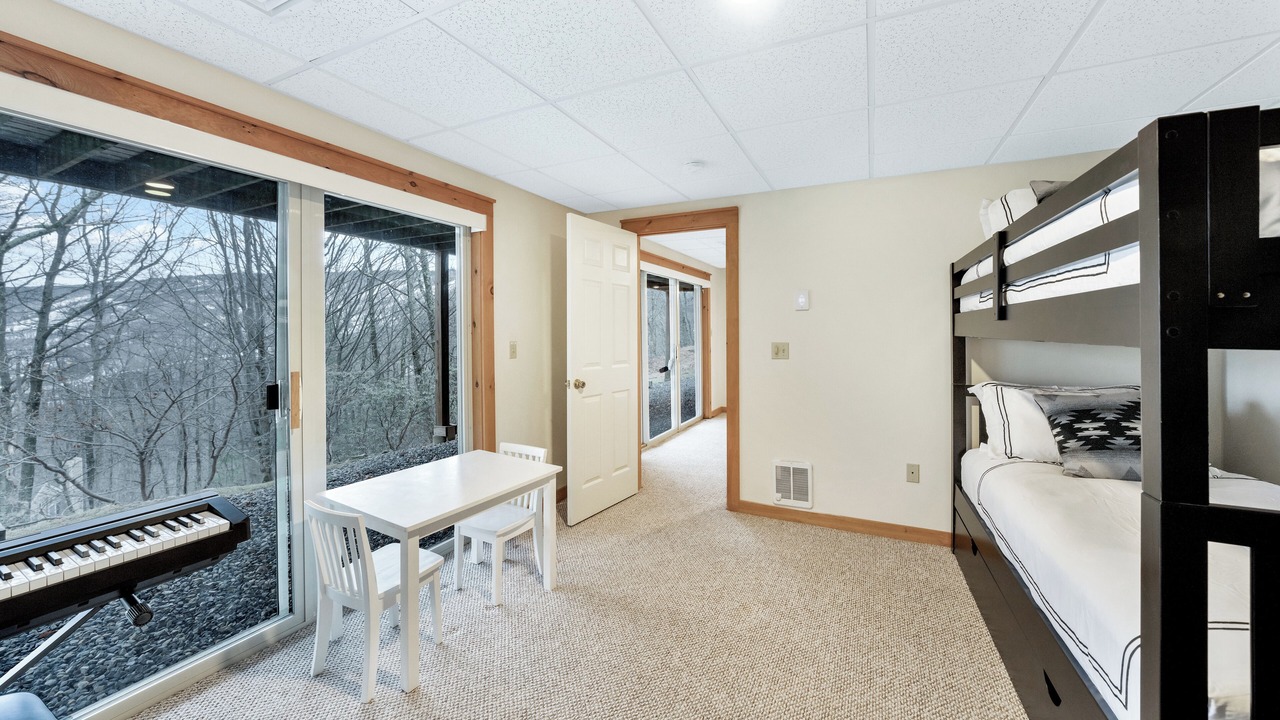 Photo of Bedroom in Tannersville
