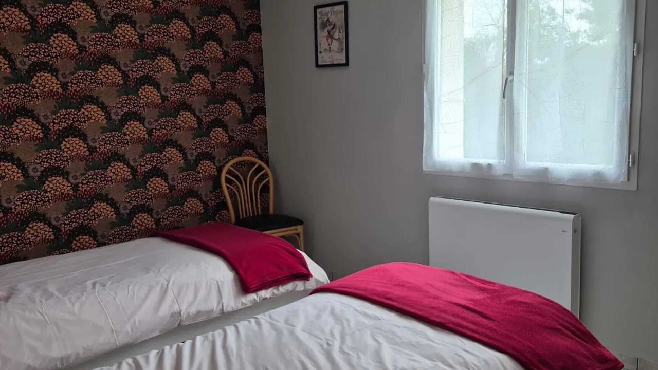 Photo of Bedroom in Saint-Hilaire-de-Chaleons
