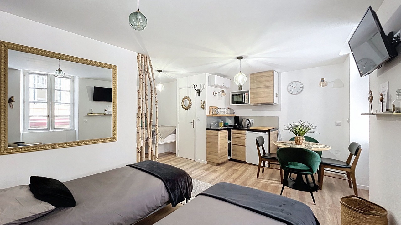 Photo of Bedroom in Tournon-sur-Rhone