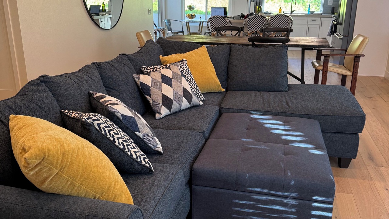 Photo of Livingroom in Rancho Bernardo