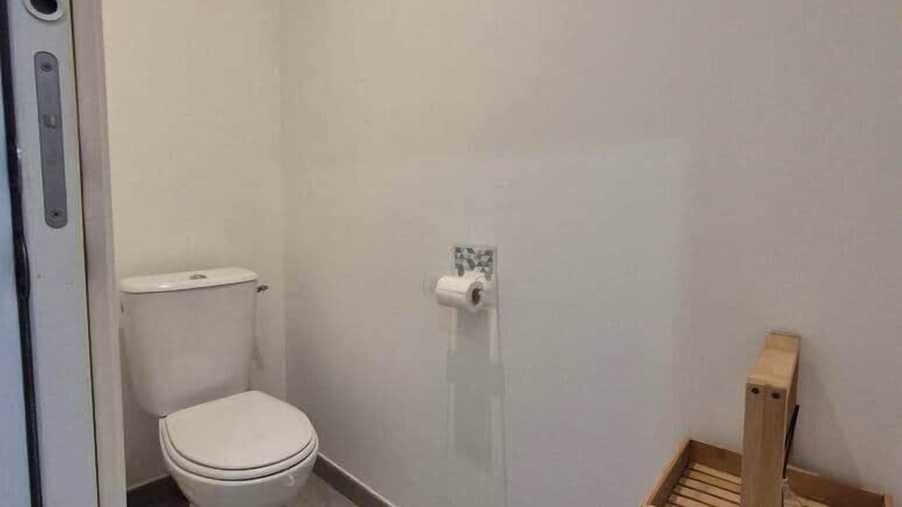 Photo of Bathroom in Angles