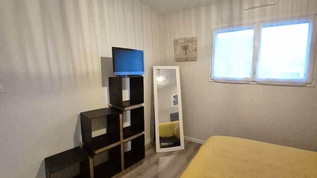 Photo of Bedroom in Angles