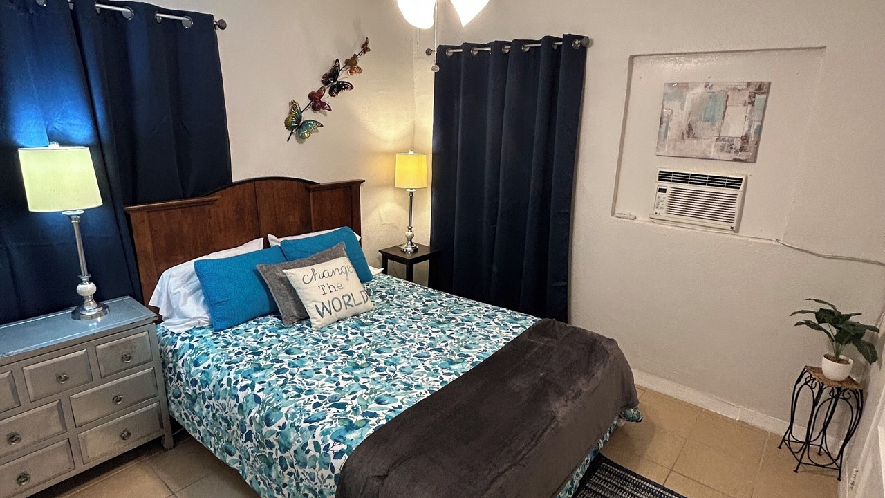 Photo of Bedroom in Woodlawn Lake