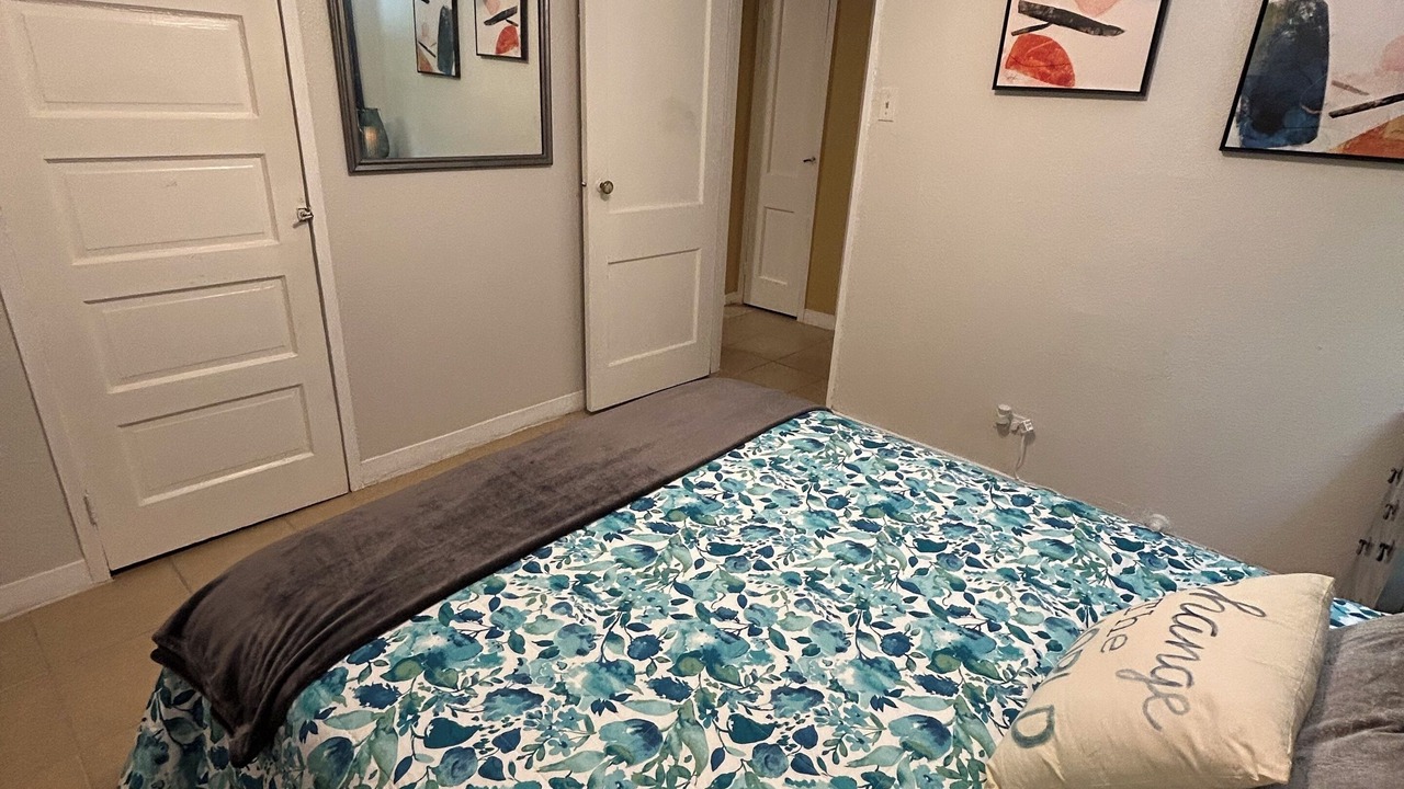 Photo of Bedroom in Woodlawn Lake
