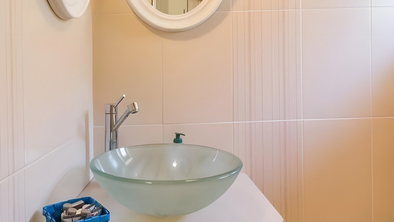 Photo of Bathroom in Saint-Lyphard