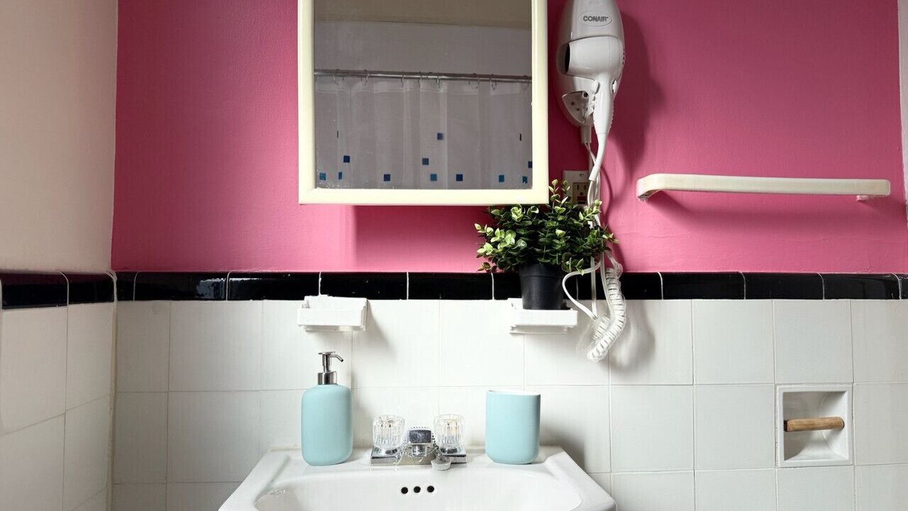 Photo of Bathroom in Monkland Village