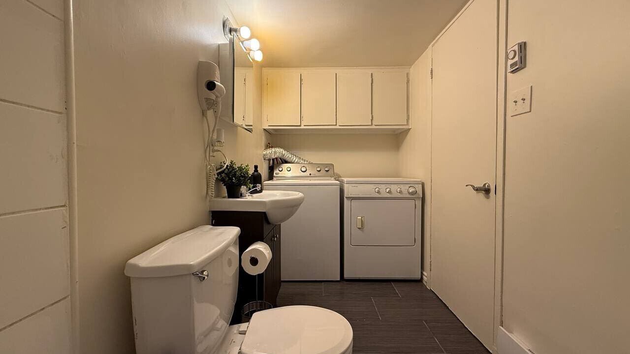 Photo of Bathroom in Pierrefonds-Roxboro