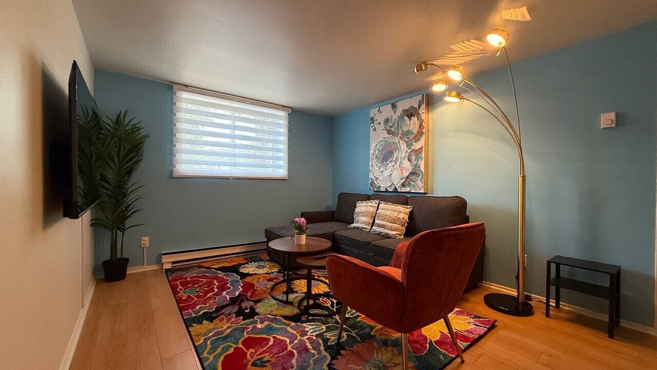 Photo of Livingroom in Pierrefonds-Roxboro
